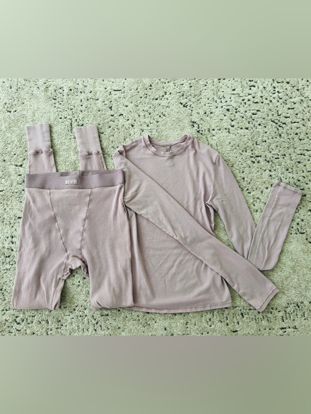 Skims Women’s Long Sleeve Crewneck Top & legging - Dusk